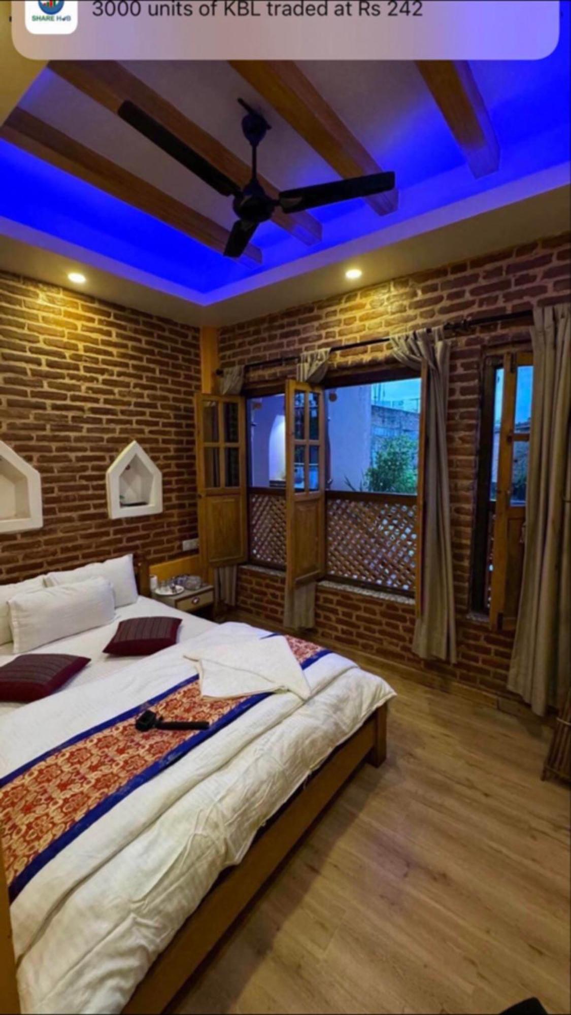 Blue Mountain Home Stay Catmandu Exterior foto