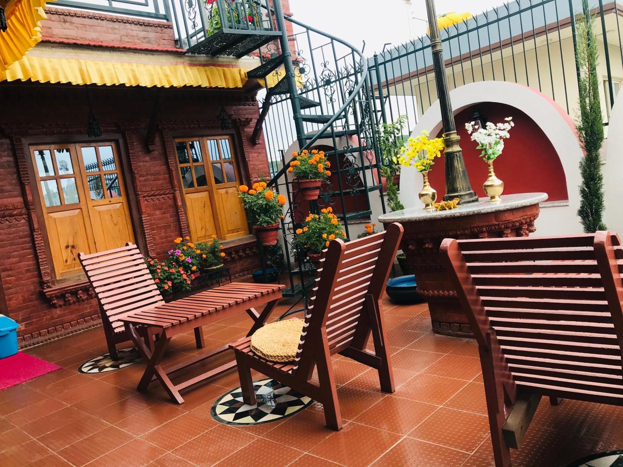 Blue Mountain Home Stay Catmandu Exterior foto